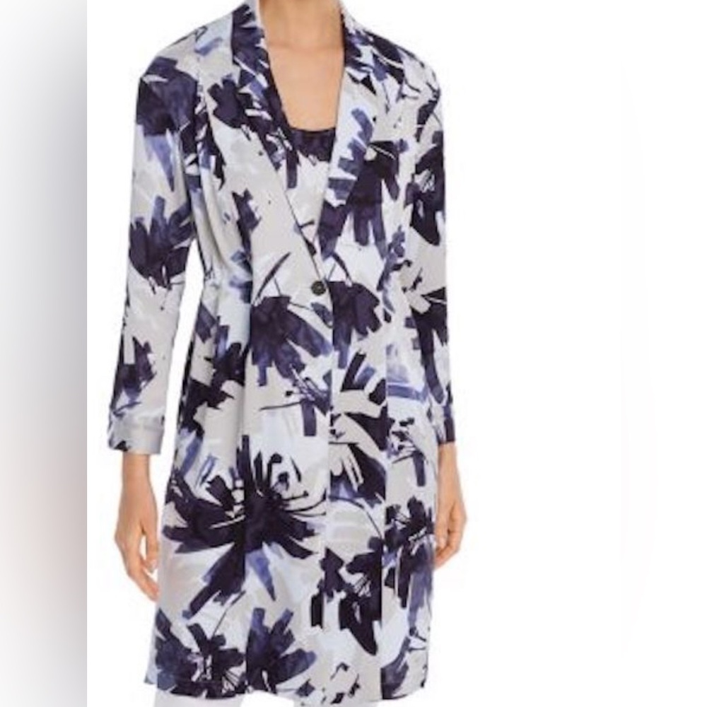 NWT NIC+ZOE Blue and Cream Inky Flowers Satin Crepe Women's Adjustable Jacket